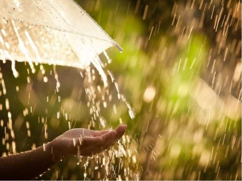 Ways to stay prepared for a sudden downpour Ways to stay prepared for a sudden downpour