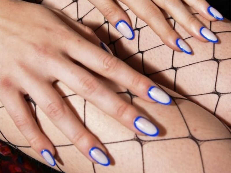 The year might be coming to an end, but we’re still spotting new nail trends! The year might be coming to an end, but we’re still spotting new nail trends!