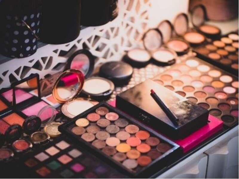 Want to make your wedding makeup last all day? Here's what you should do Want to make your wedding makeup last all day? Here's what you should do