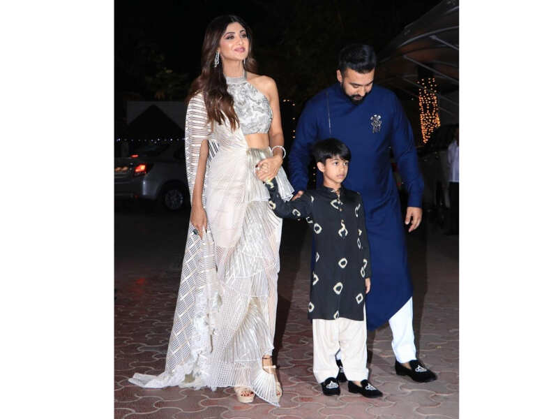 This Diwali, you can expect a whole lot of style and glamour from your B-Town favourites This Diwali, you can expect a whole lot of style and glamour from your B-Town favourites