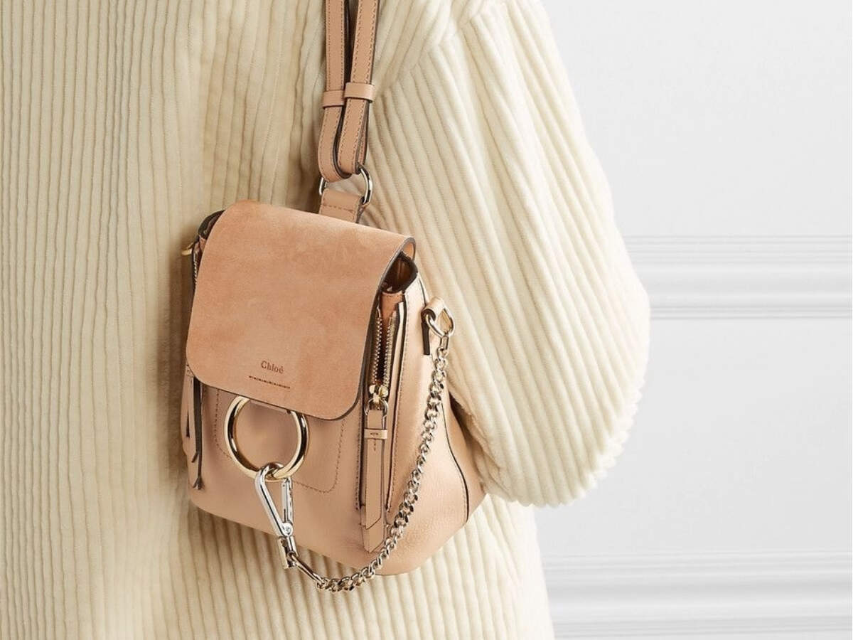 These tiny luxe leather bags will instantly update your street-style looks These tiny luxe leather bags will instantly update your street-style looks