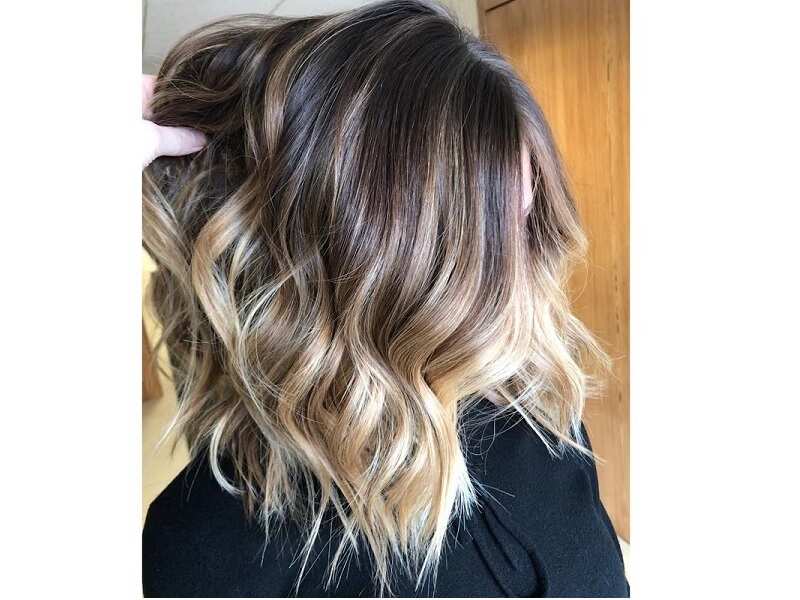 The blend of brown and blonde shades can be created in so many interesting ways The blend of brown and blonde shades can be created in so many interesting ways