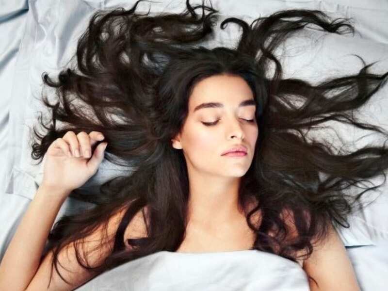 Here are some health issues that are linked with deep sleep Here are some health issues that are linked with deep sleep